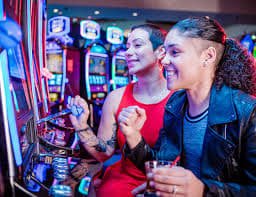 Ilustrasi Hiburan Sportsbook dan Kasino Online di mawatoto
